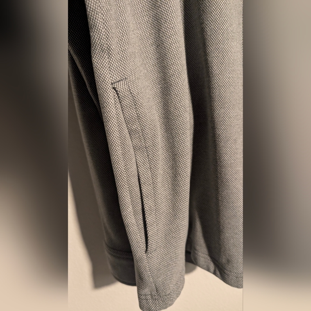 Quicksilver L Grey Soft Button Down W/ Pockets - image 4